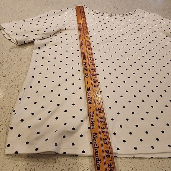 Quacker Factory 2x White Black Polka-dot T-Shirt Rhinestones Neckline - Picture 3 of 5